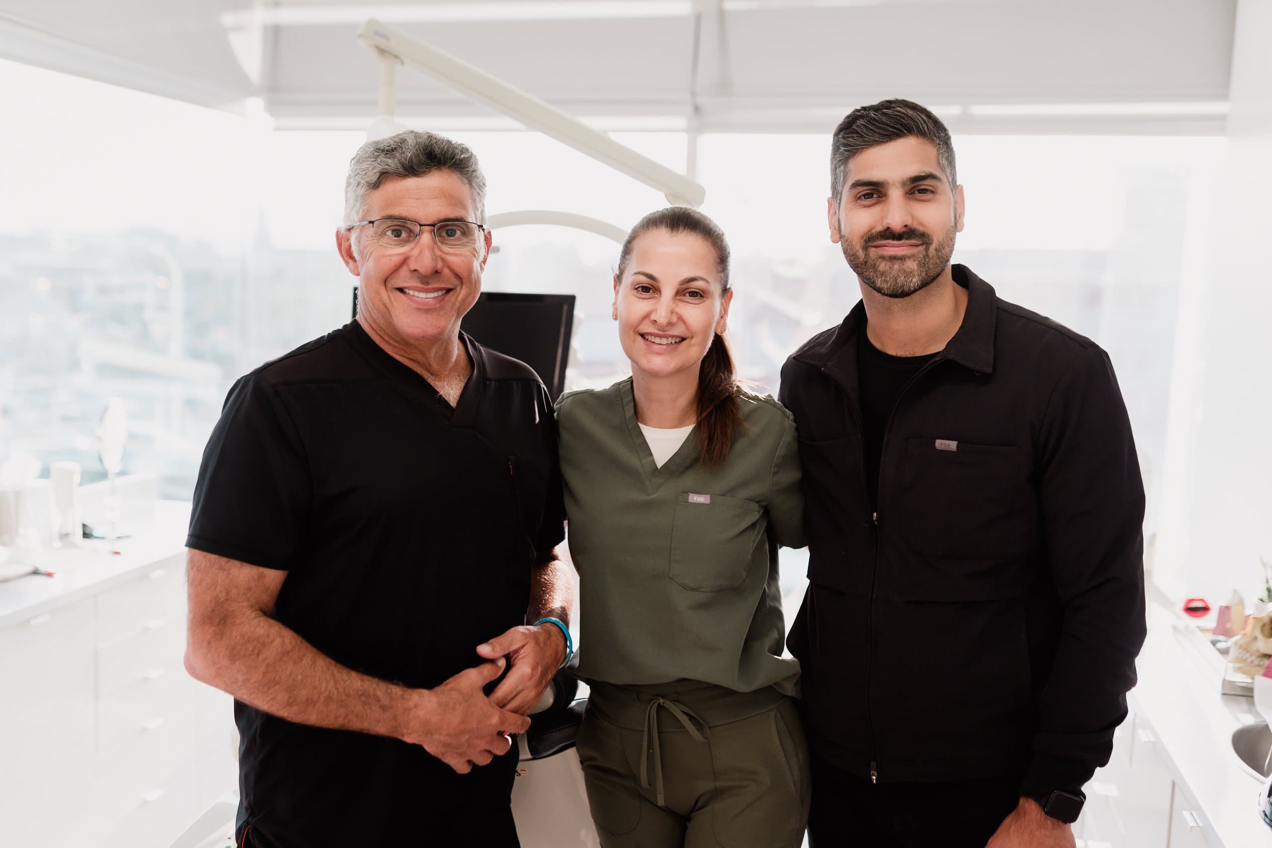 Los doctores de la familia GuerraGóes en el estudio